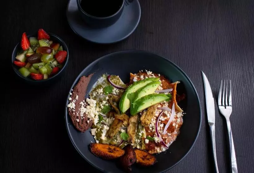 Hotel Nak'an Secreto Maya