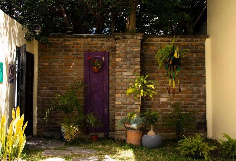 Hotel Nak'an Secreto Maya