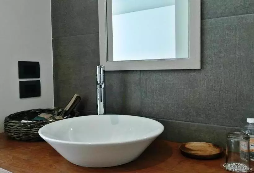 Hotel Nak'an Secreto Maya