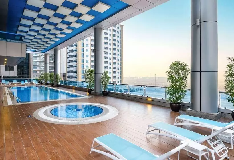 هتل Ramada By Wyndham Dubai Barsha Heights