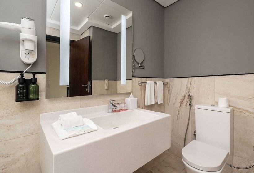 هتل Ramada By Wyndham Dubai Barsha Heights