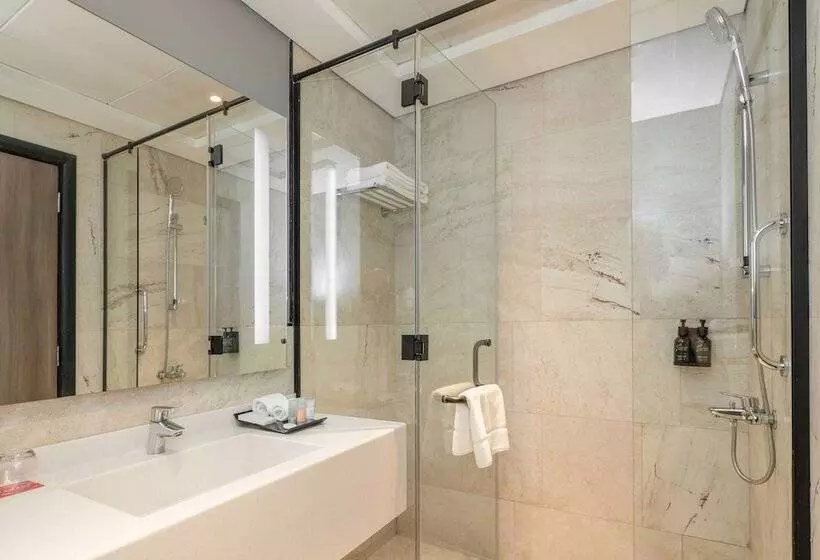 هتل Ramada By Wyndham Dubai Barsha Heights