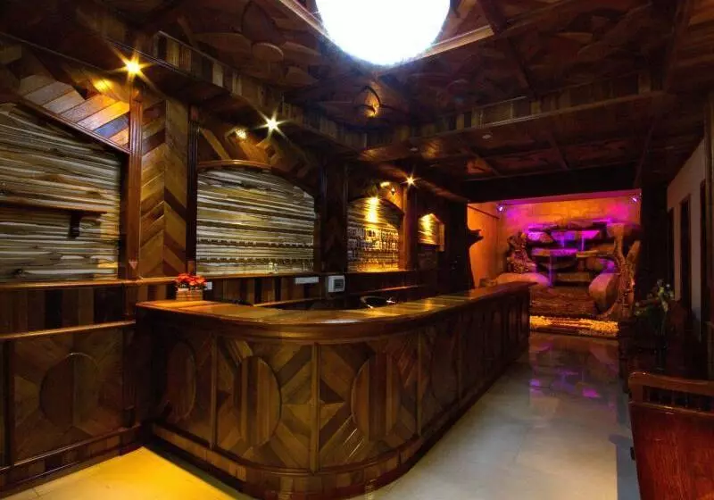 Отель Sangsawan Palace Khaolak Resort