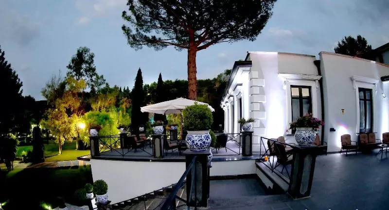 酒店 Villa Minieri Resort & Spa