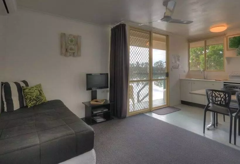 Maroochy River Bungalows