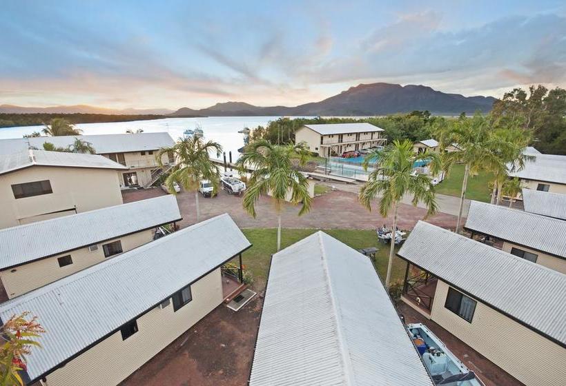 モーテル Hinchinbrook Resorts