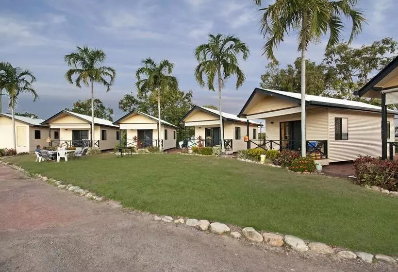 Мотель Hinchinbrook Resorts