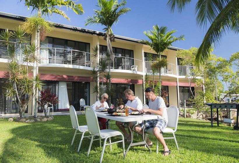 モーテル Hinchinbrook Resorts