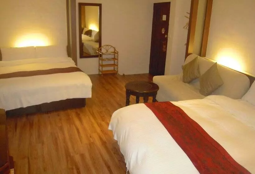 پانسیون Chiu Chunt Dint B&b