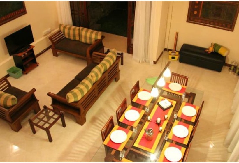 פנסיון Saladura Villa