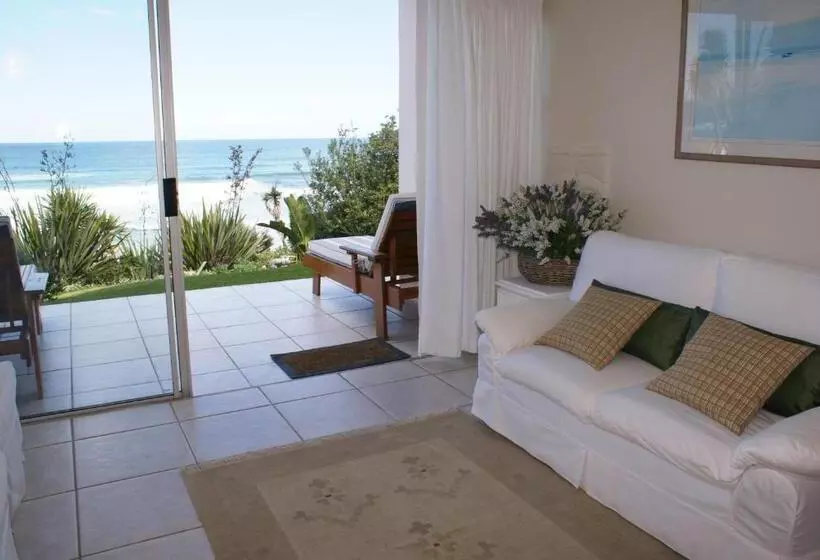 פנסיון The Pink Lodge On The Beach