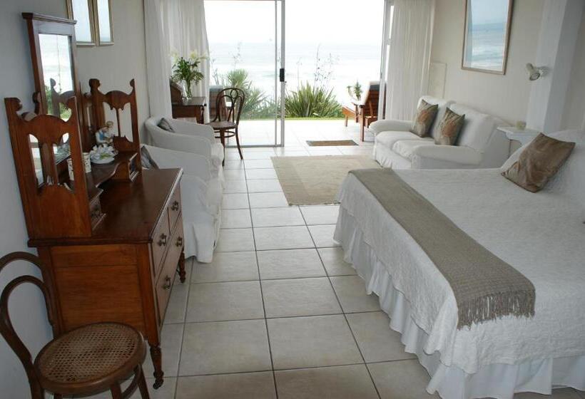 פנסיון The Pink Lodge On The Beach