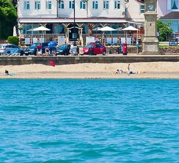 ペンション Waterfront Inn