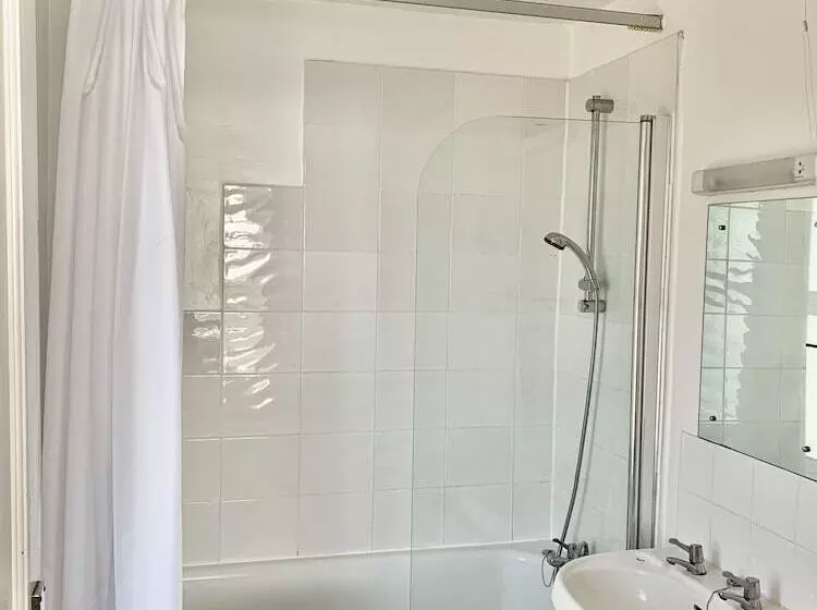 ペンション Waterfront Inn