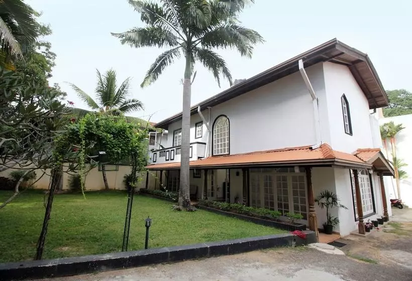 فندق صغير Olu Colombo Villa