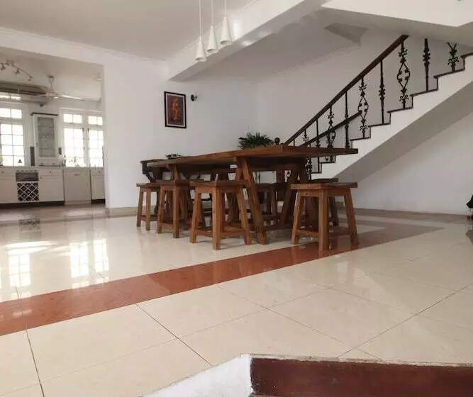 فندق صغير Olu Colombo Villa