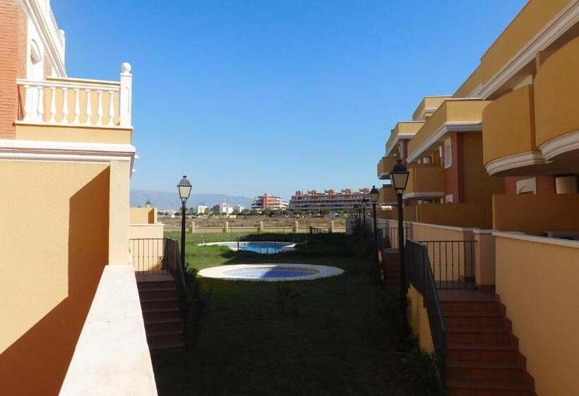 Apartamentos Playamar