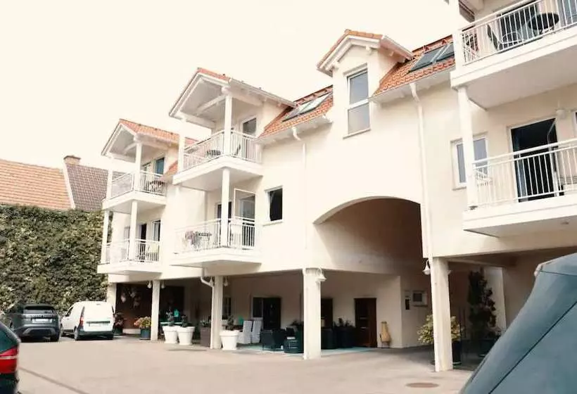 Vienna Airport Residences