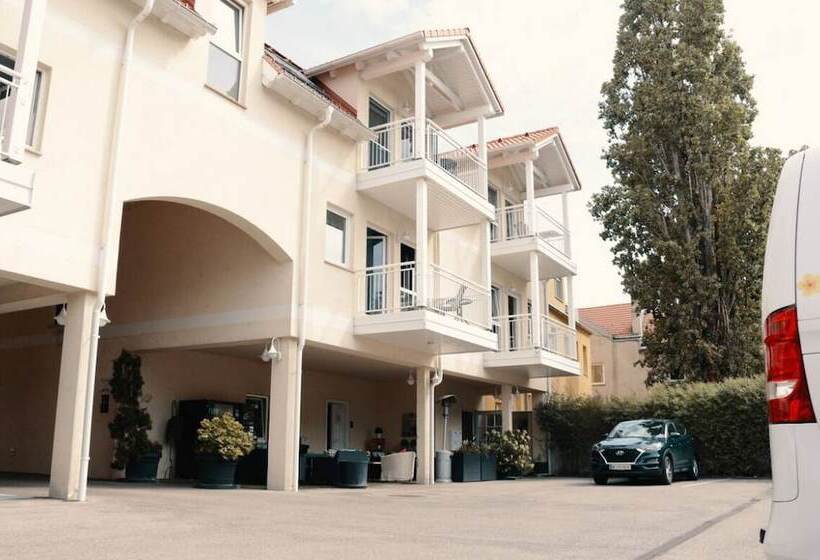 Vienna Airport Residences