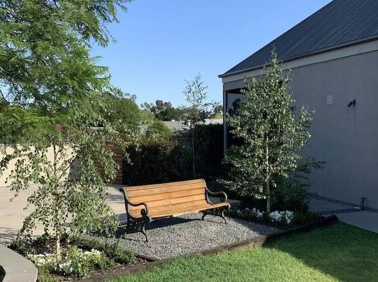 Barossa Bed & Breakfast