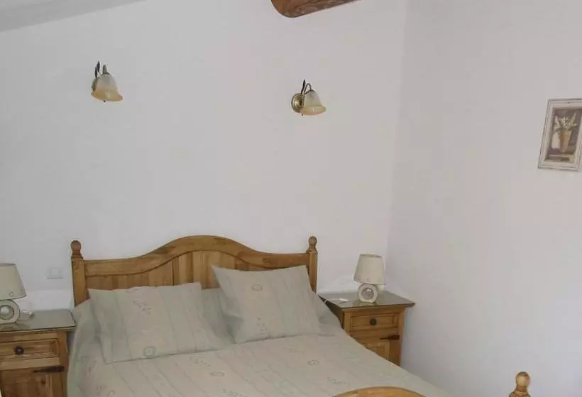 Demeure D'hôtes Et Mas Maurice