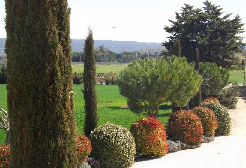 Demeure D'hôtes Et Mas Maurice