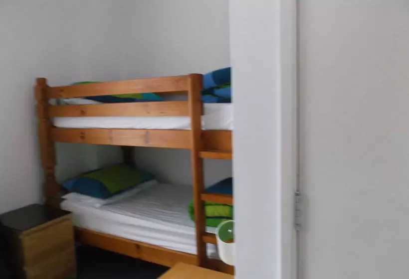 Fairman House  Hostel