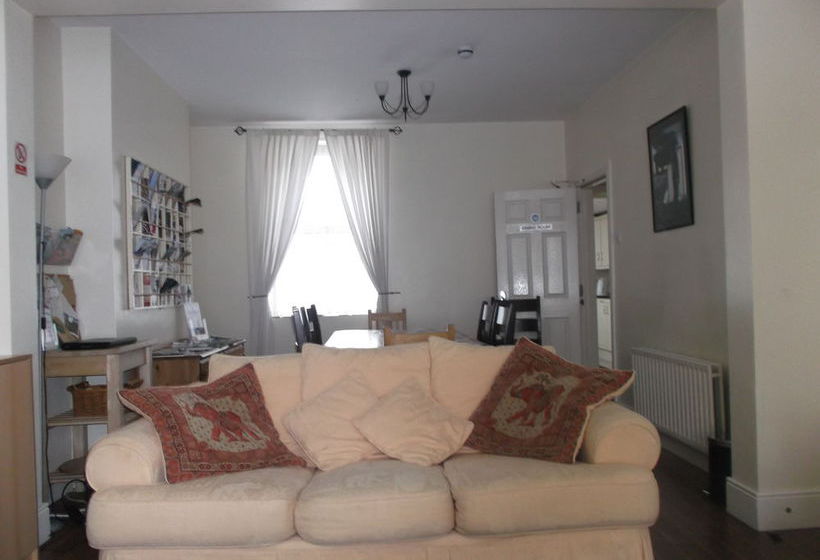 Fairman House Hostel