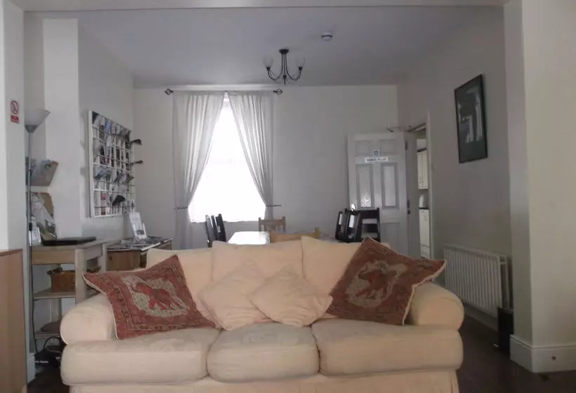 Fairman House  Hostel