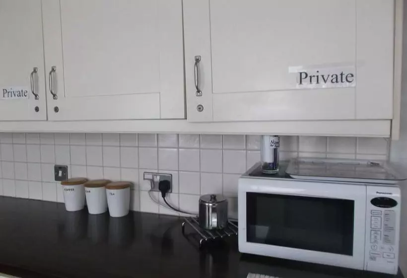 Fairman House  Hostel