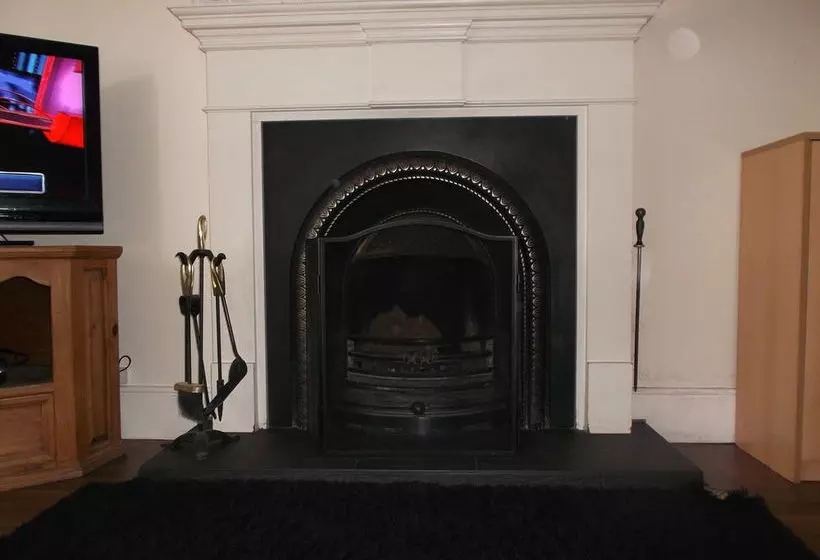 Fairman House  Hostel