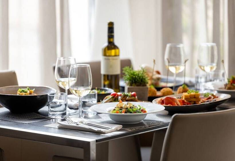 Ac Hotel By Marriott Marseille Prado Vélodrome