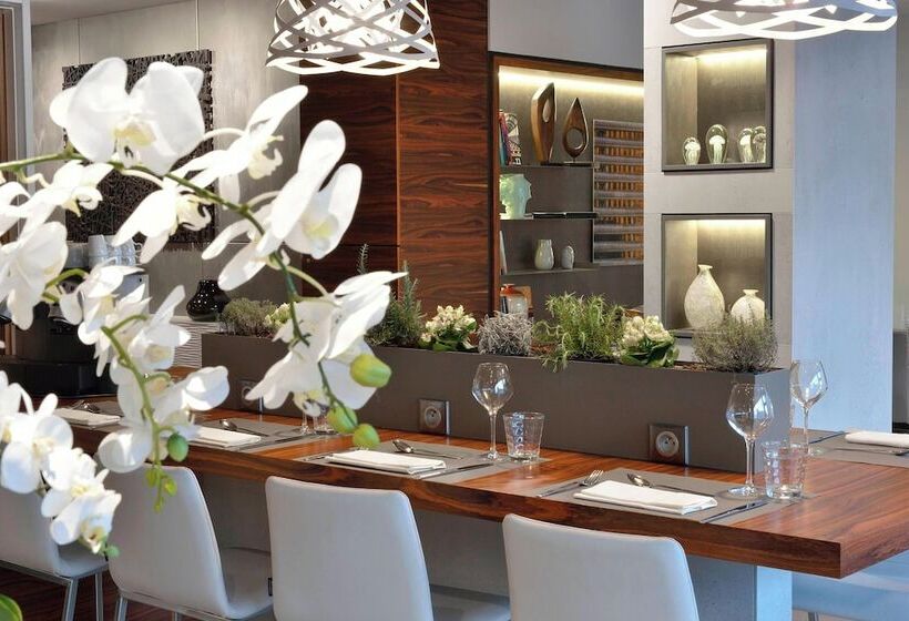 Ac Hotel By Marriott Marseille Prado Vélodrome