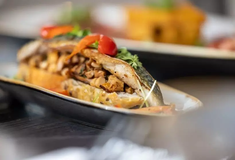 Ac Hotel By Marriott Marseille Prado Vélodrome