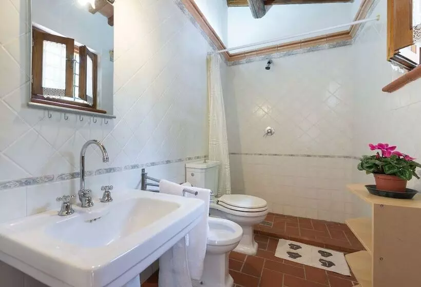 Отель Agriturismo Le Fontanacce