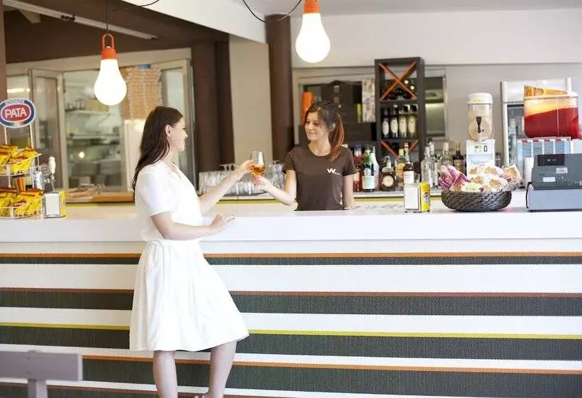 Отель Camping Waikiki