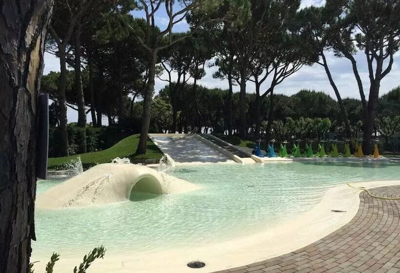 Отель Camping Waikiki