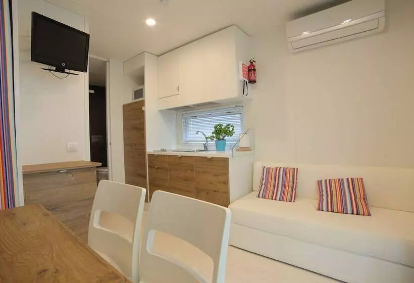 Отель Camping Waikiki