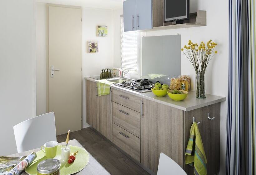 בית מלון כפרי Camping Waikiki