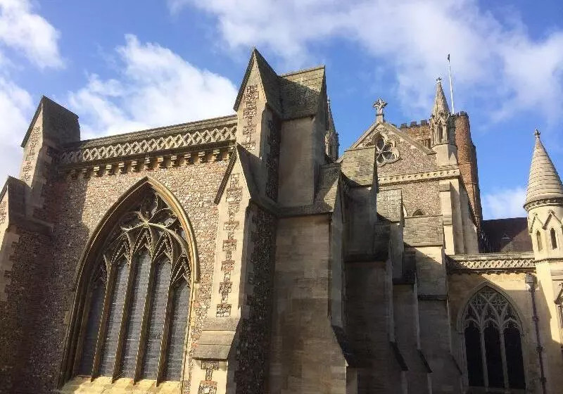 Hotel Holiday Inn Express St. Albans   M25, Jct.22