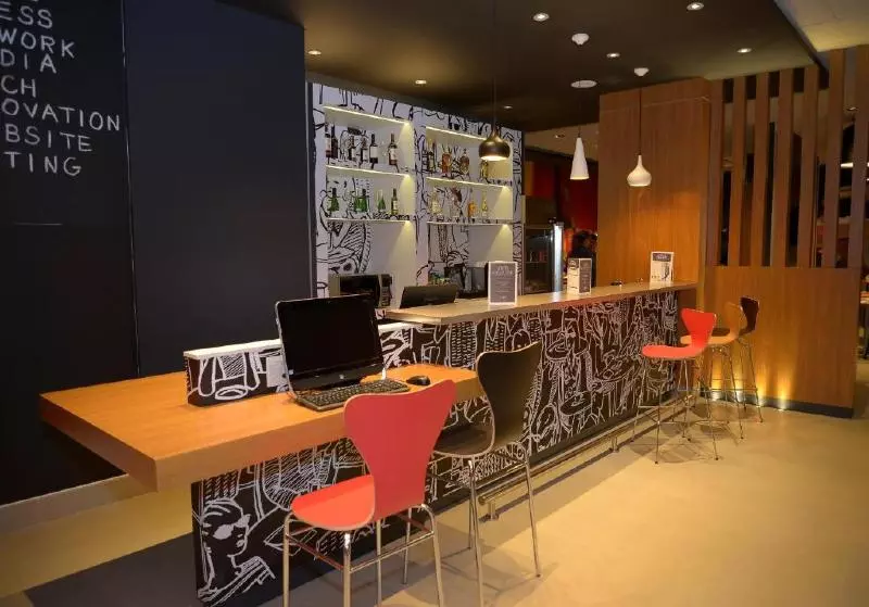 Hotel Ibis Guaratingueta Aparecida   Circuito Da Fé