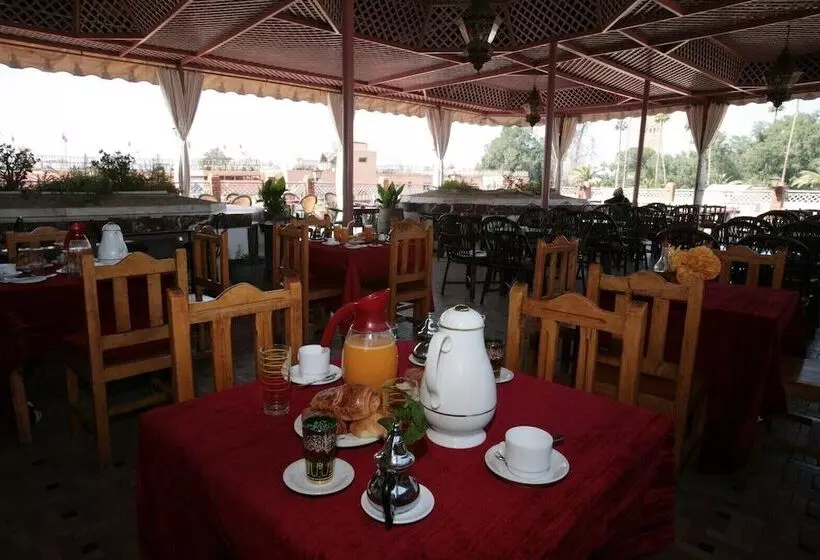 Ichbilia فندق اشبيلية