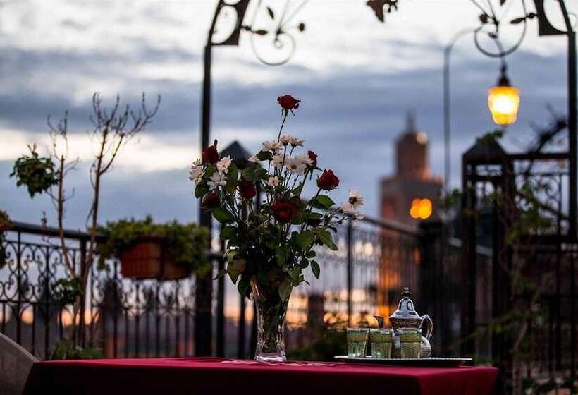 Ichbilia فندق اشبيلية