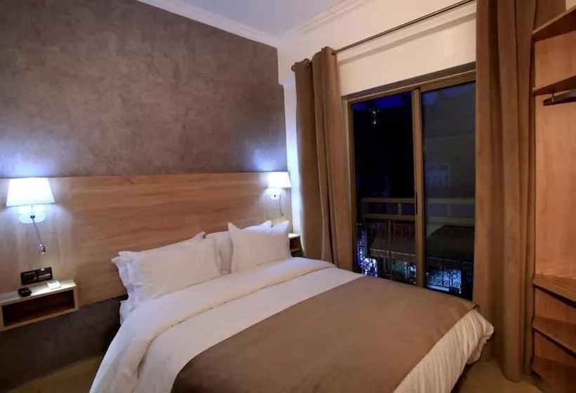 Ichbilia فندق اشبيلية