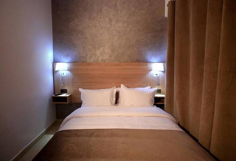 Ichbilia فندق اشبيلية