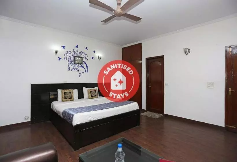 ホテル Oyo Rooms Sikanderpur Metro Dlf Phase 2