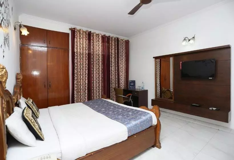 ホテル Oyo Rooms Sikanderpur Metro Dlf Phase 2