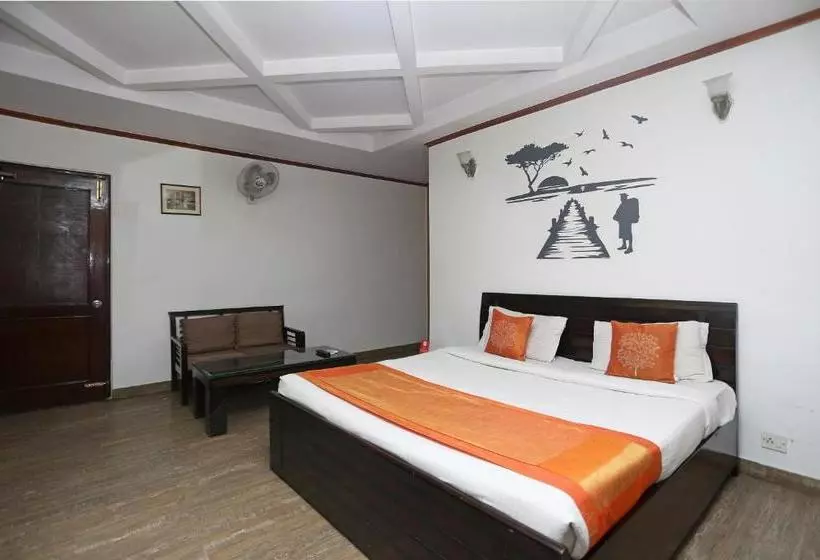 ホテル Oyo Rooms Sikanderpur Metro Dlf Phase 2