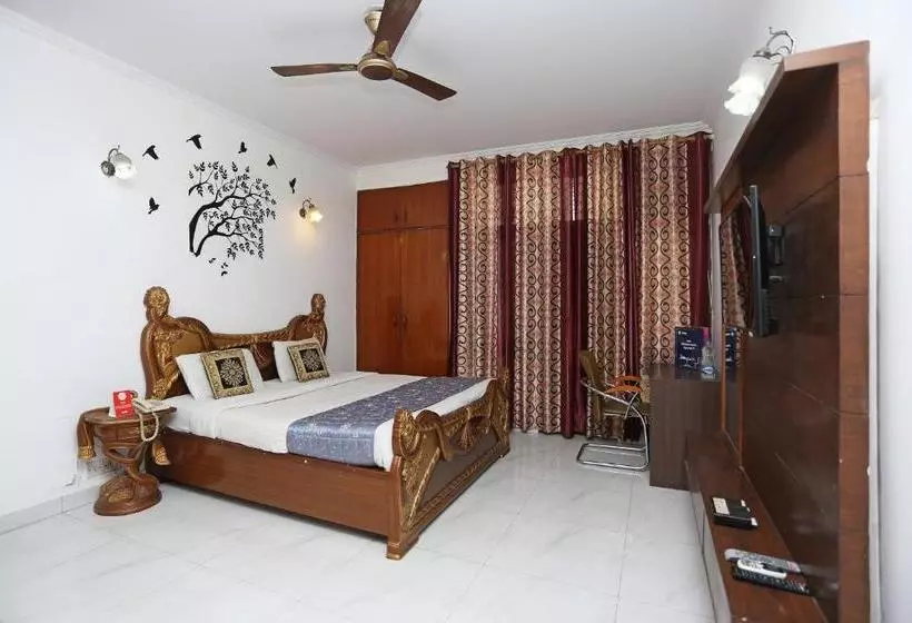 ホテル Oyo Rooms Sikanderpur Metro Dlf Phase 2