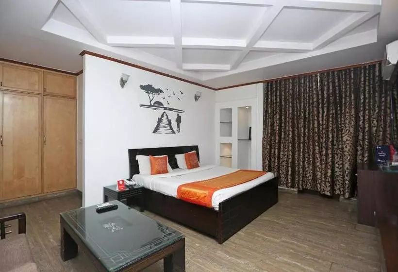 ホテル Oyo Rooms Sikanderpur Metro Dlf Phase 2